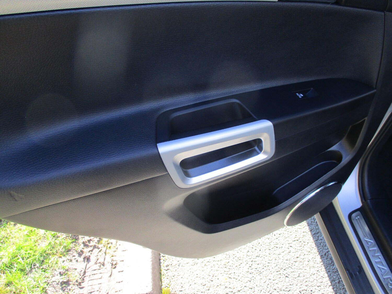 Used Vauxhall Antara 2012 for sale - 77743263: Photo 18