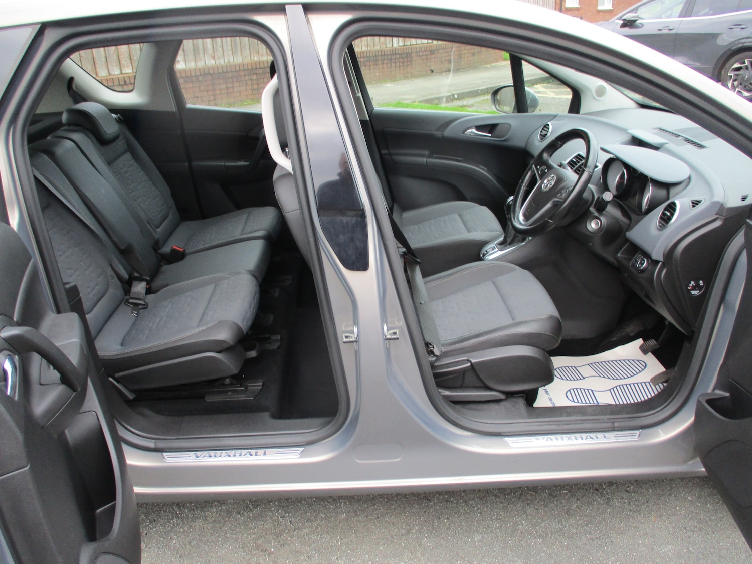 Used Vauxhall Meriva 2014 for sale - 77656501: Photo 15