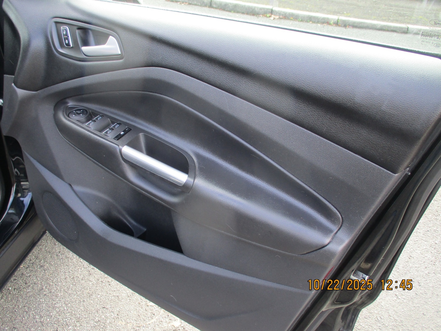 Used Ford Kuga 2015 for sale - 76287937: Photo 25
