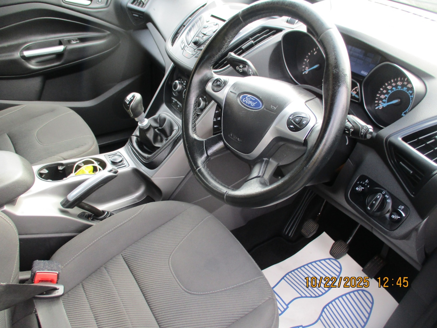 Used Ford Kuga 2015 for sale - 76287937: Photo 27