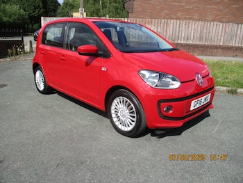 2016 (16) - 1.0 BlueMotion Tech High Up 5dr