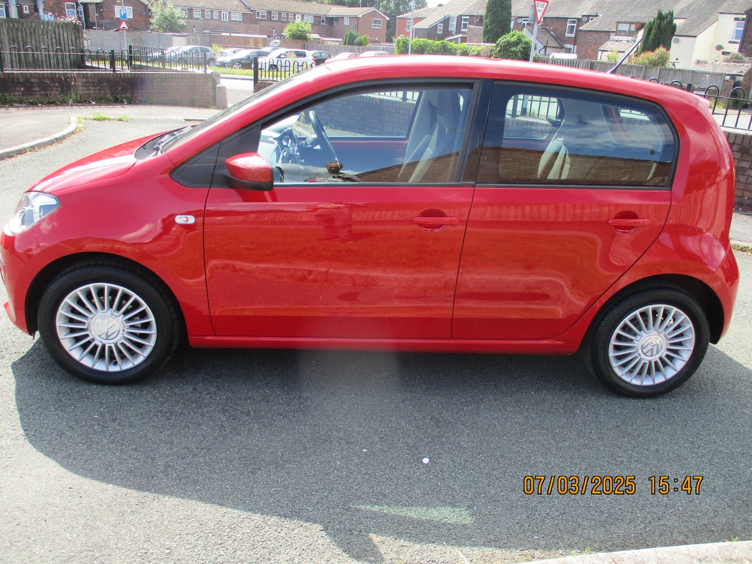 Used Volkswagen up! 2016 for sale - 76492141: Photo 6