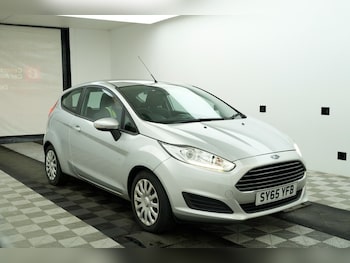 Used Ford Fiesta 2015 for sale - 77851113: Photo