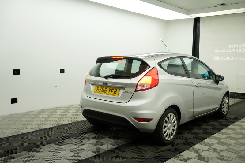 Used Ford Fiesta 2015 for sale - 77851113: Photo 4