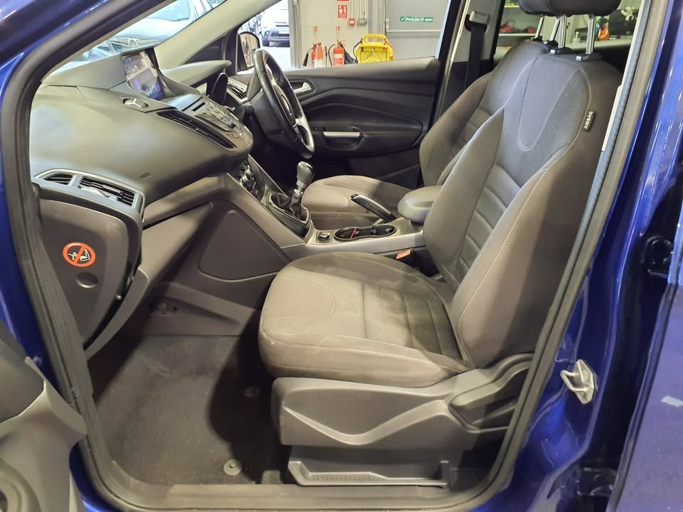 Used Ford Kuga 2015 for sale - 76330479: Photo 6