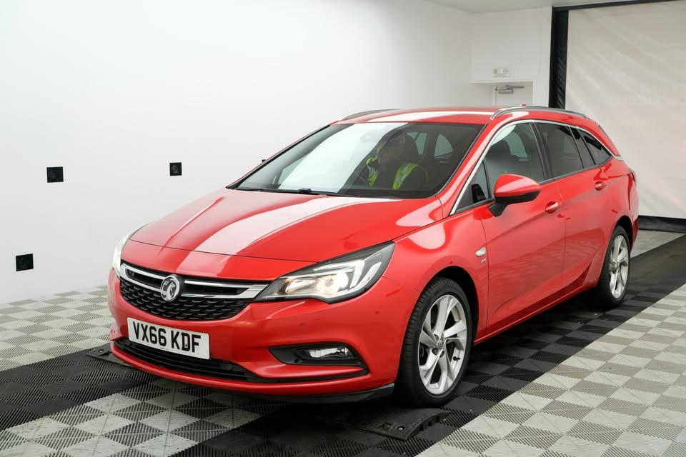Used Vauxhall Astra 2016 for sale - 76544348: Photo 2