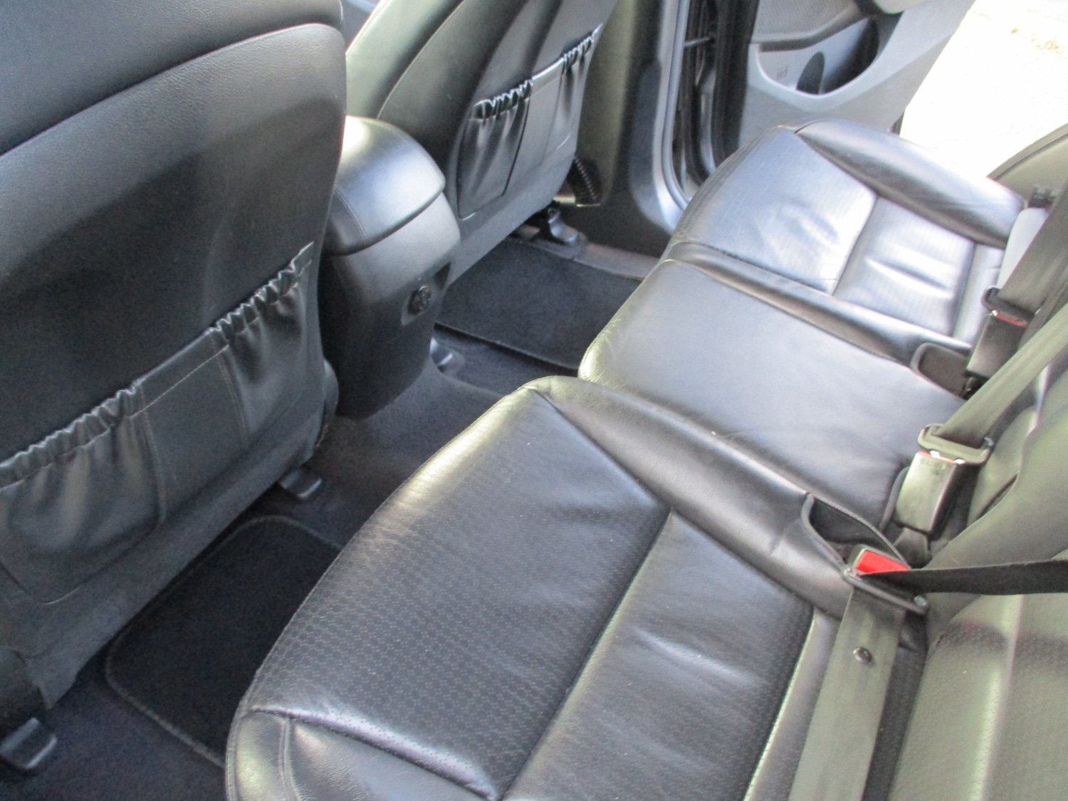 Used Hyundai Santa Fe 2013 for sale - 76882140: Photo 17