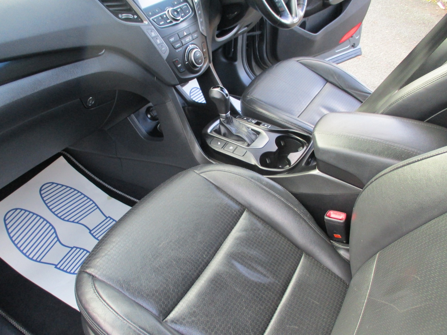 Used Hyundai Santa Fe 2013 for sale - 76882140: Photo 20