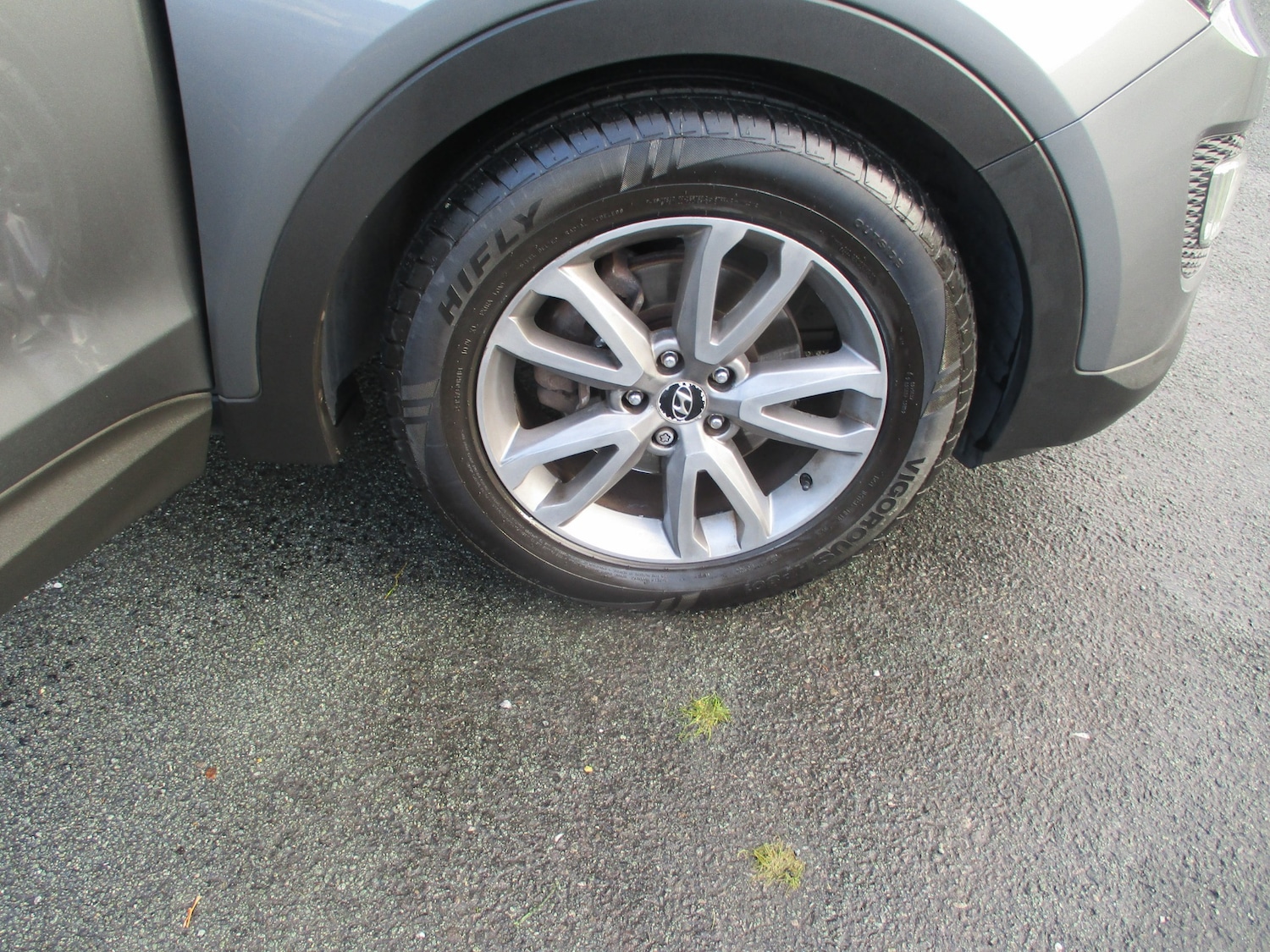 Used Hyundai Santa Fe 2013 for sale - 76882140: Photo 26