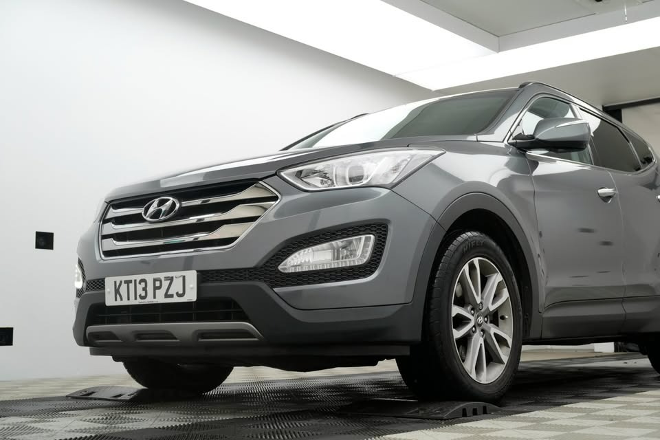 Used Hyundai Santa Fe 2013 for sale - 76882140: Photo 7
