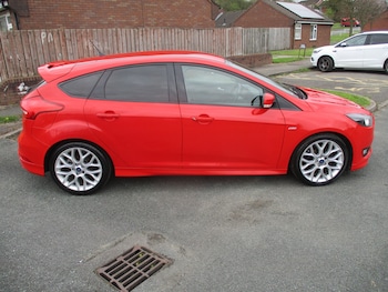 Used Ford Focus 2017 for sale - 78027808: Photo