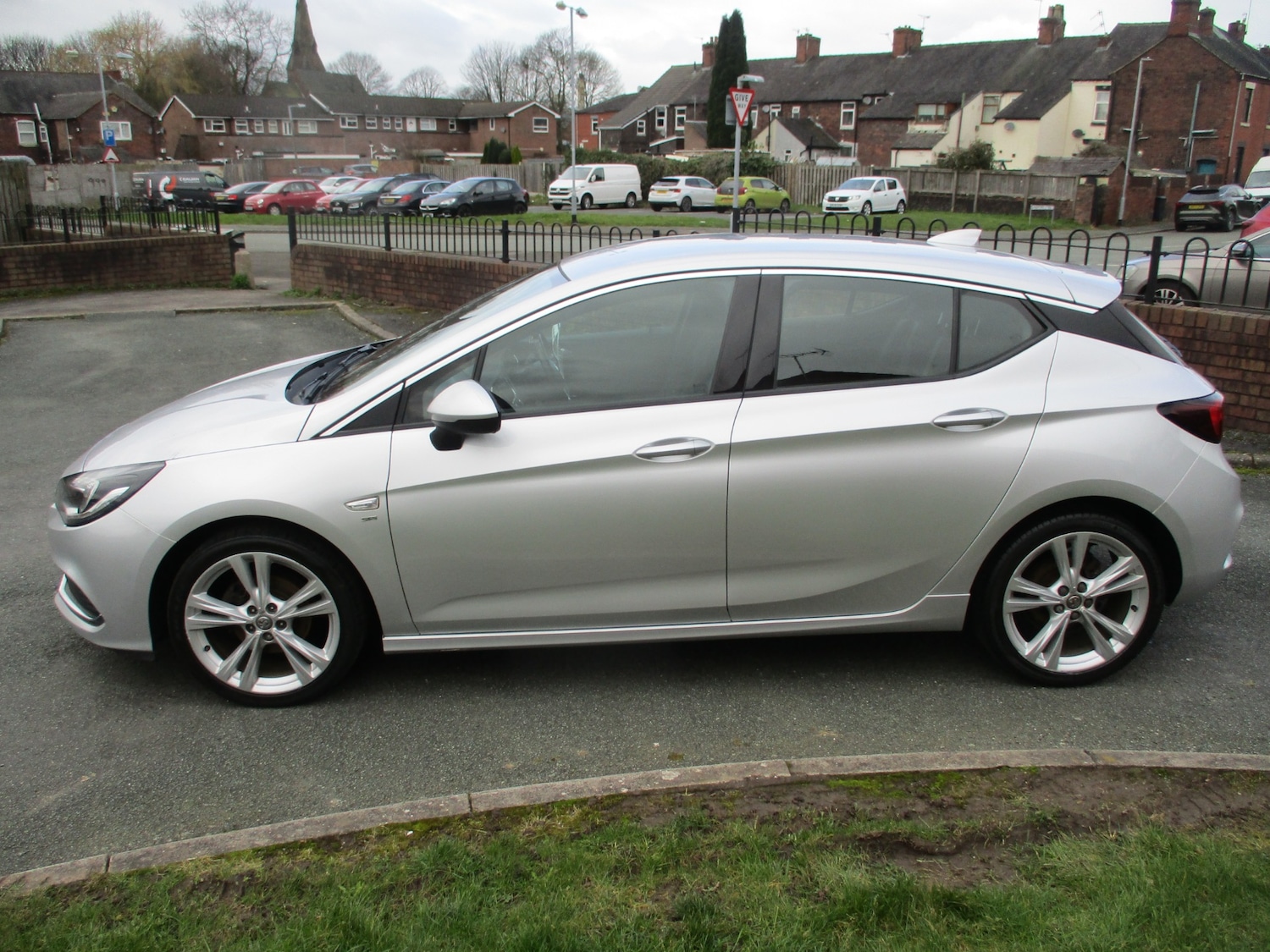 Used Vauxhall Astra 2017 for sale - 77640771: Photo 7
