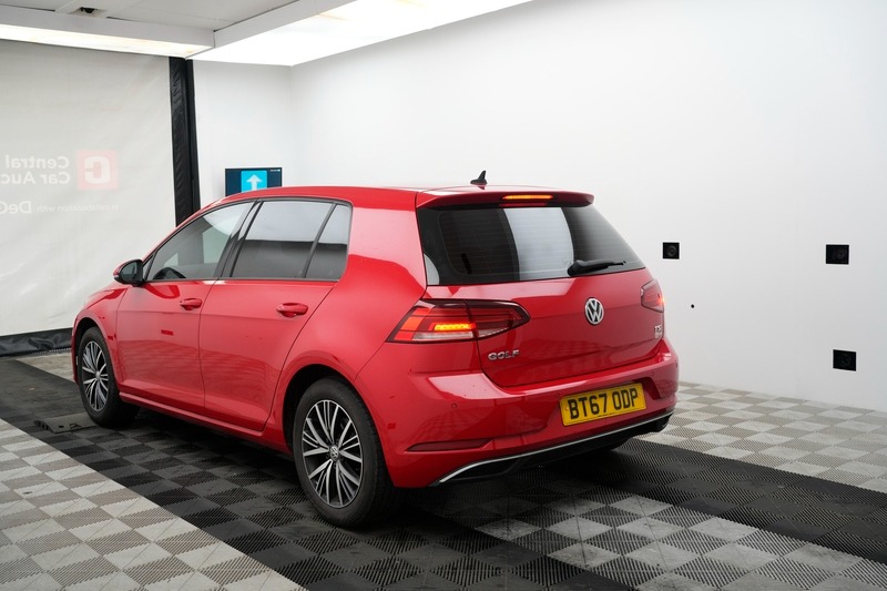 Used Volkswagen Golf 2017 for sale - 77682158: Photo 3