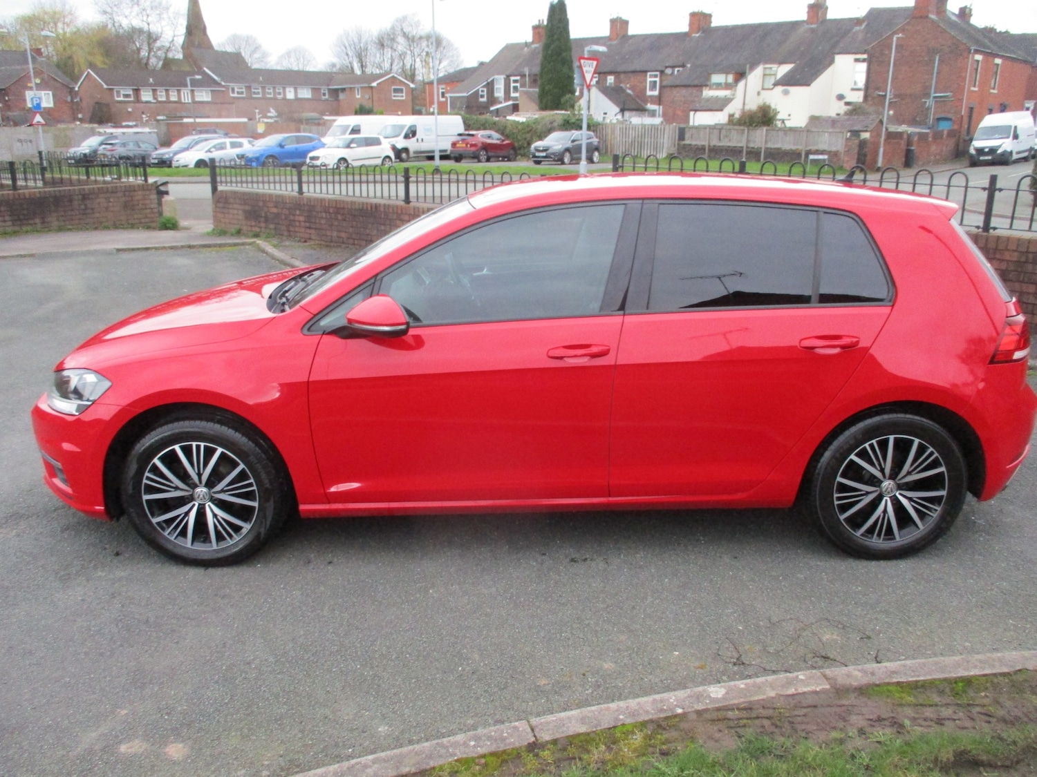 Used Volkswagen Golf 2017 for sale - 77682158: Photo 6