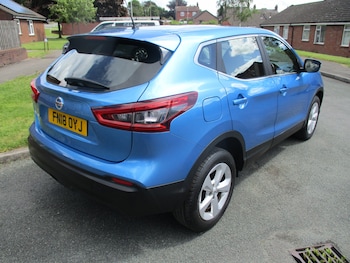 Used Nissan Qashqai 2018 for sale - 79552284: Photo