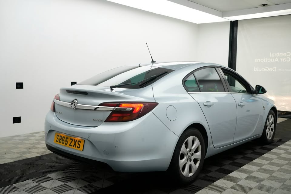 Used Vauxhall Insignia 2015 for sale - 76544365: Photo 3