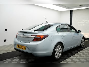 Used Vauxhall Insignia 2015 for sale - 76544365: Photo