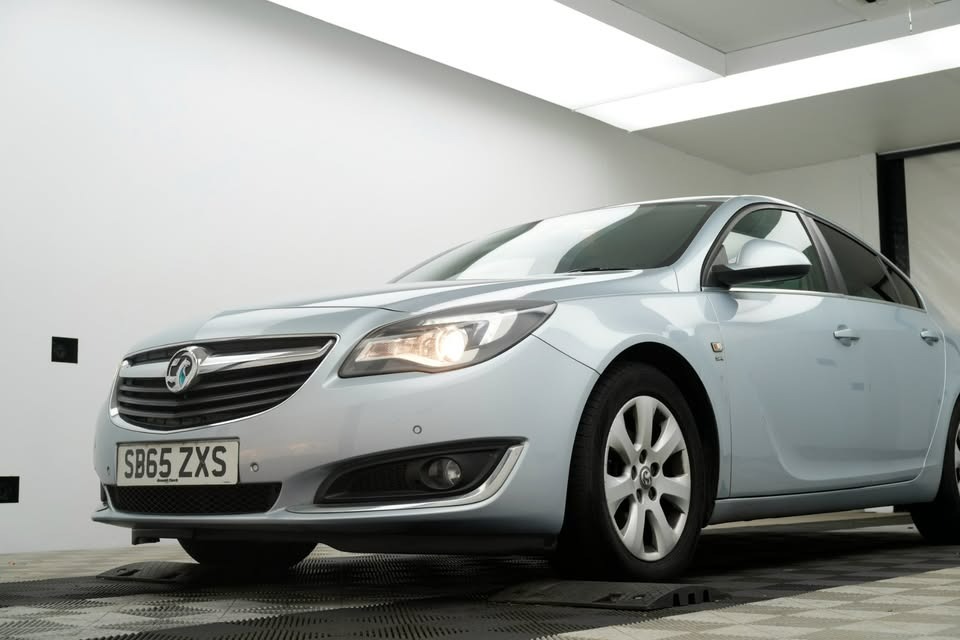 Used Vauxhall Insignia 2015 for sale - 76544365: Photo 5