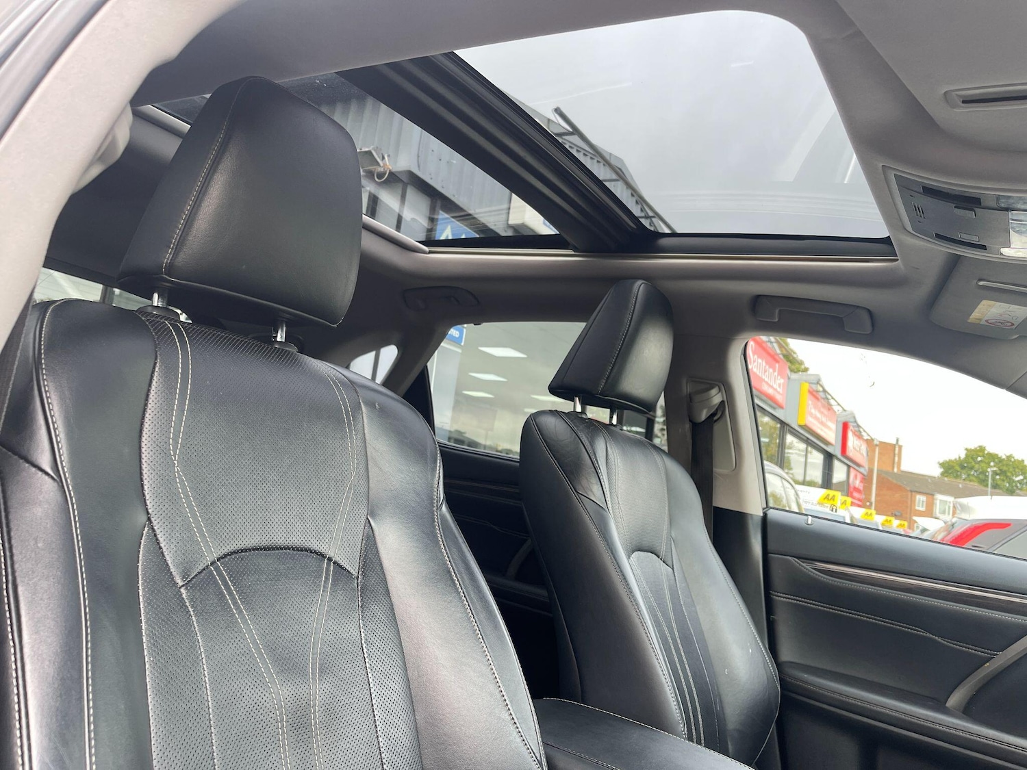 Used Lexus RX 2016 for sale - 76020704: Photo 30