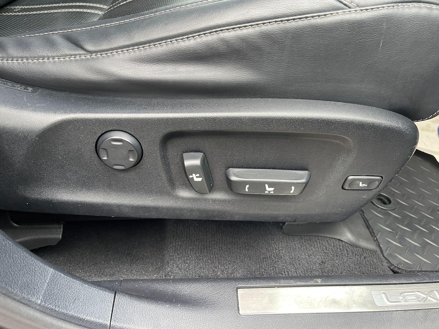 Used Lexus RX 2016 for sale - 76020704: Photo 42