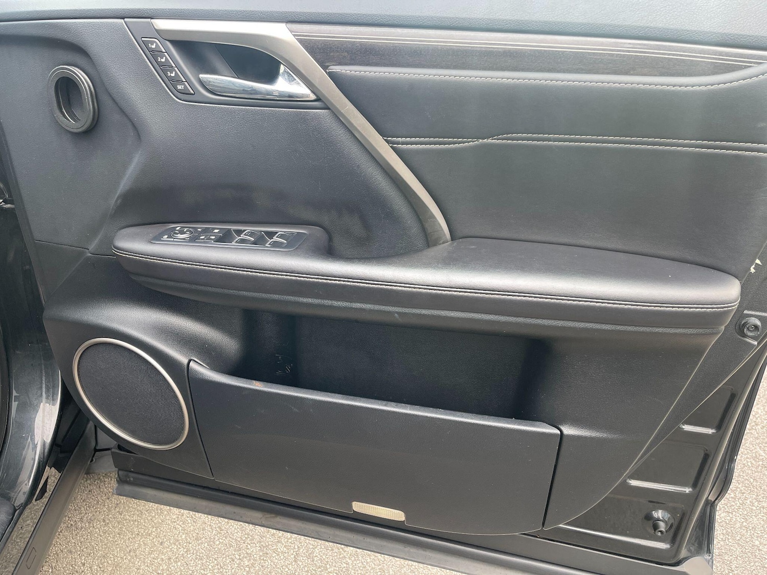 Used Lexus RX 2016 for sale - 76020704: Photo 51