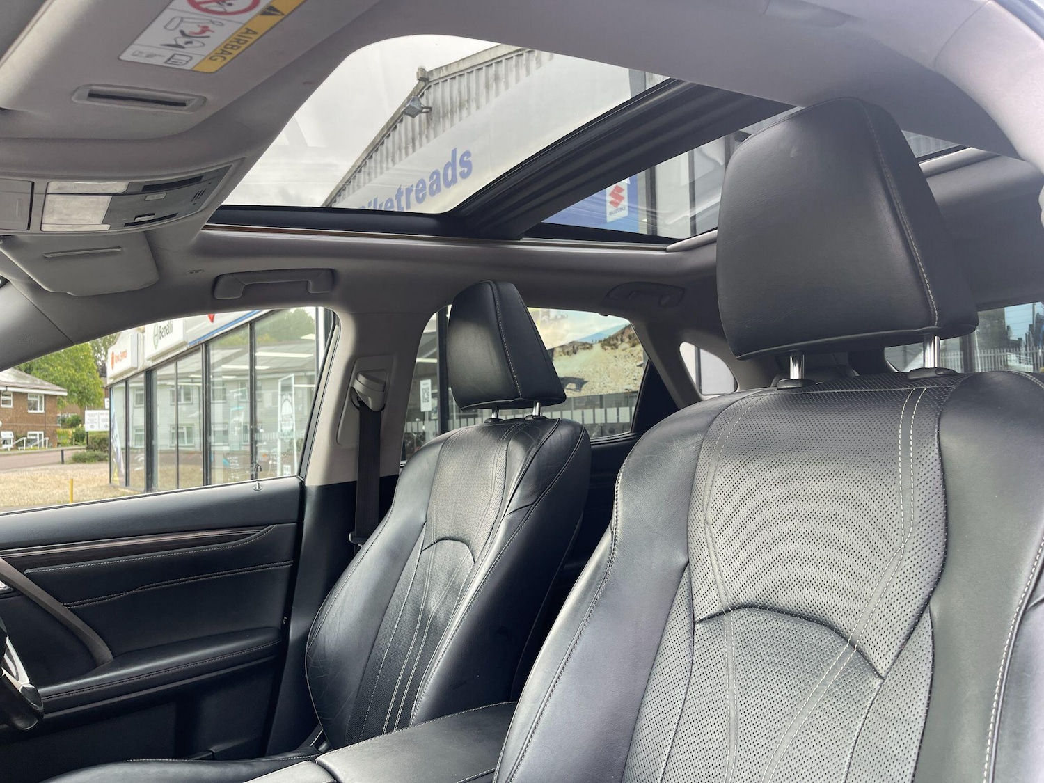 Used Lexus RX 2016 for sale - 76020704: Photo 65