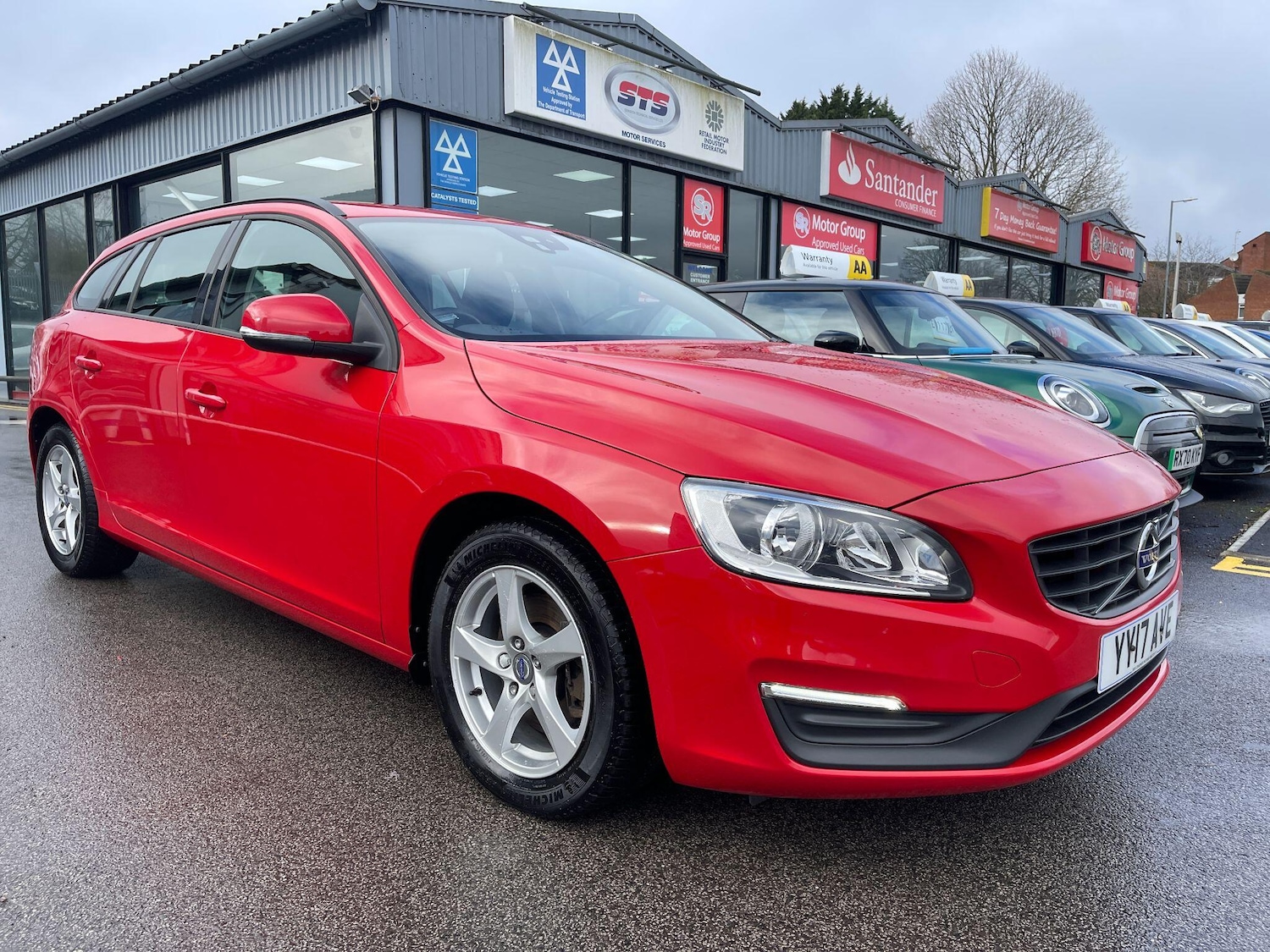Used Volvo V60 2017 for sale - 77509793: Photo 2