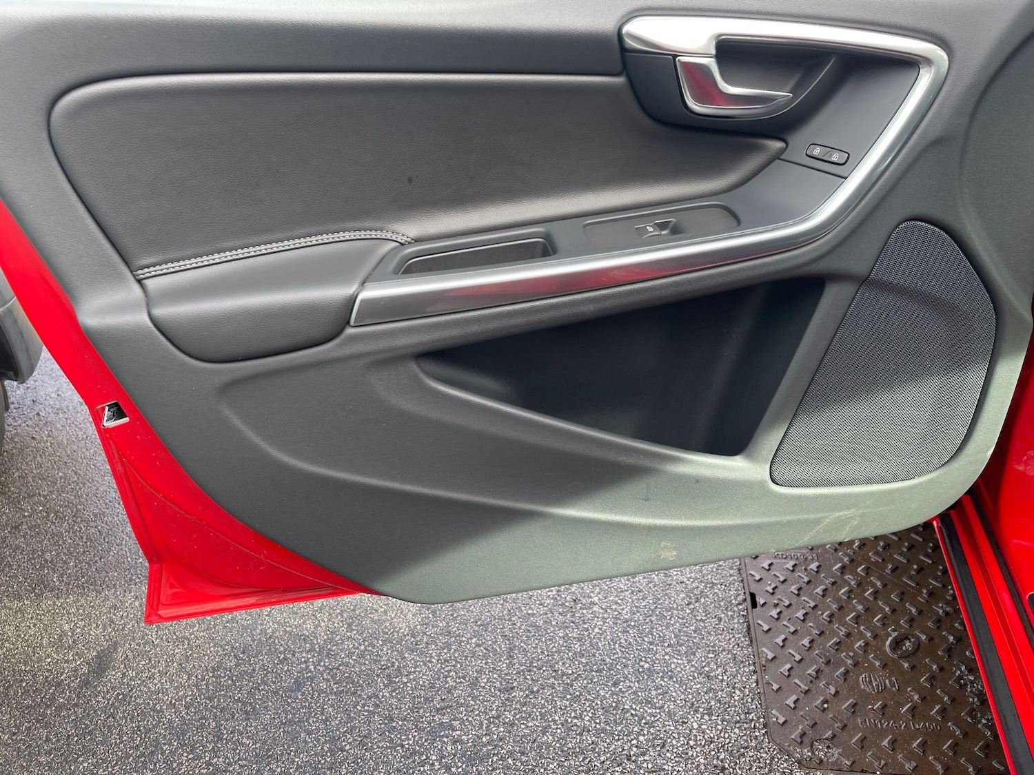 Used Volvo V60 2017 for sale - 77509793: Photo 30