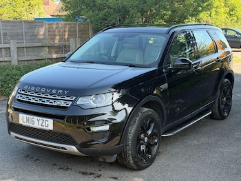 Used Land Rover Discovery Sport 2016 for sale - 78157624: Photo