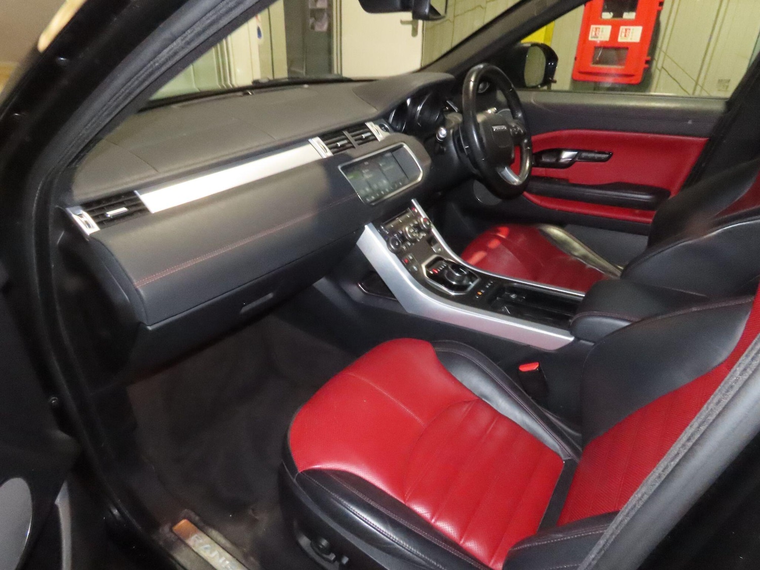 Used Land Rover Range Rover Evoque 2017 for sale - 77237924: Photo 12