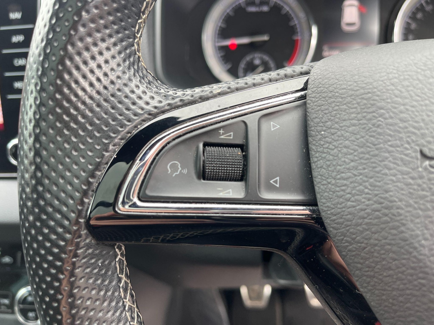 Used Skoda Karoq 2019 for sale - 76251311: Photo 45