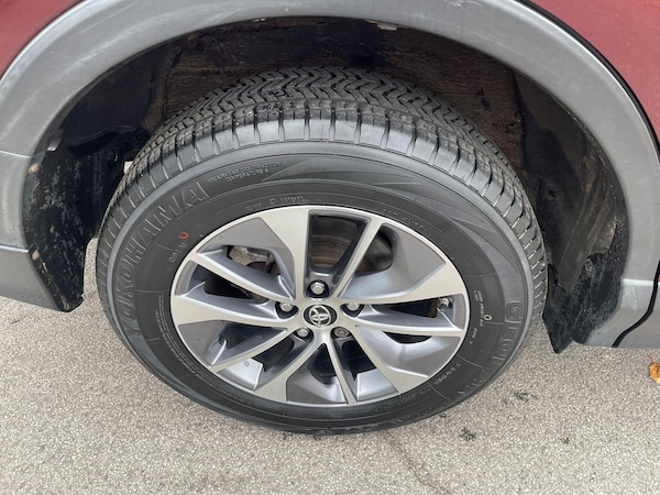 Used Toyota RAV4 2017 for sale - 76295231: Photo 50