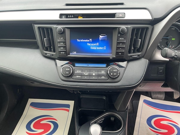 Used Toyota RAV4 2017 for sale - 76295231: Photo 55