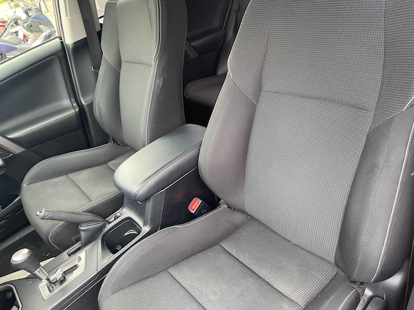 Used Toyota RAV4 2017 for sale - 76295231: Photo 57
