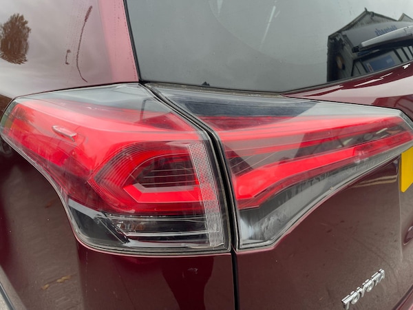 Used Toyota RAV4 2017 for sale - 76295231: Photo 59