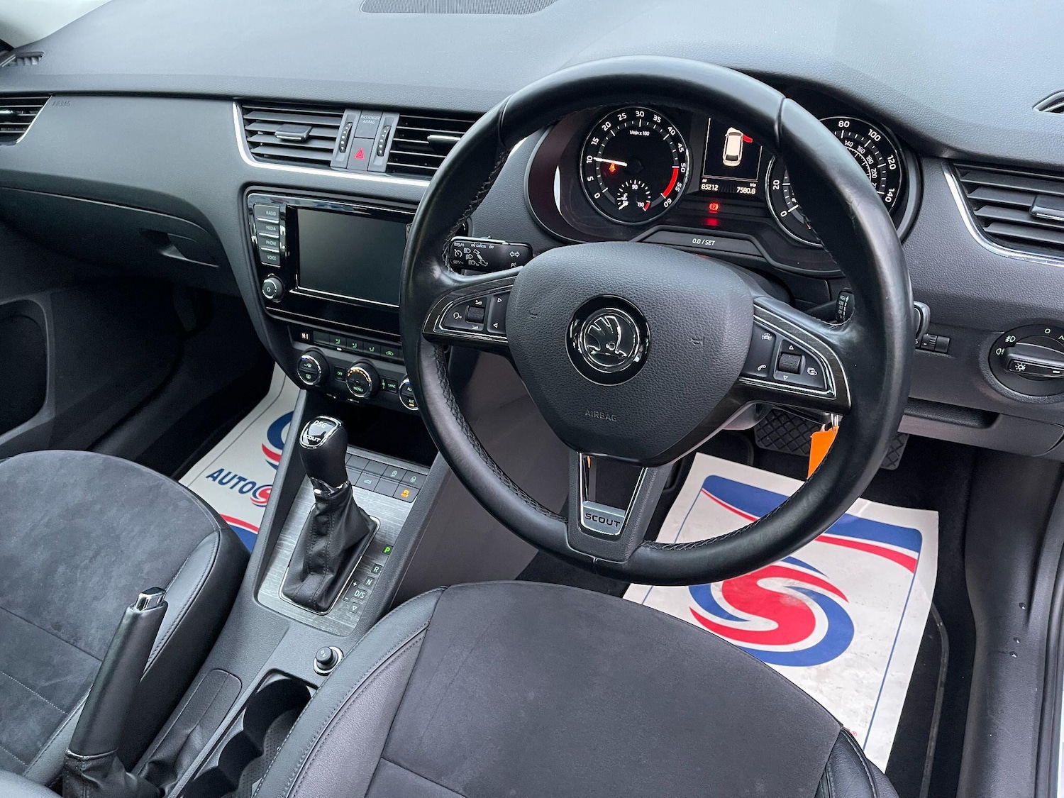 Used Skoda Octavia 2017 for sale - 76527834: Photo 37