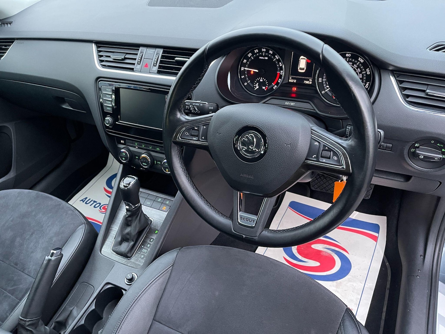 Used Skoda Octavia 2017 for sale - 76527834: Photo 43