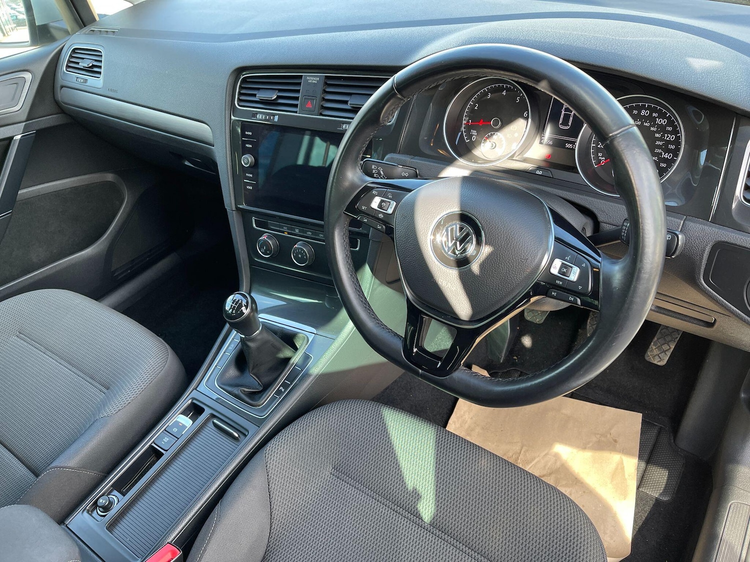 Used Volkswagen Golf 2019 for sale - 77824675: Photo 19