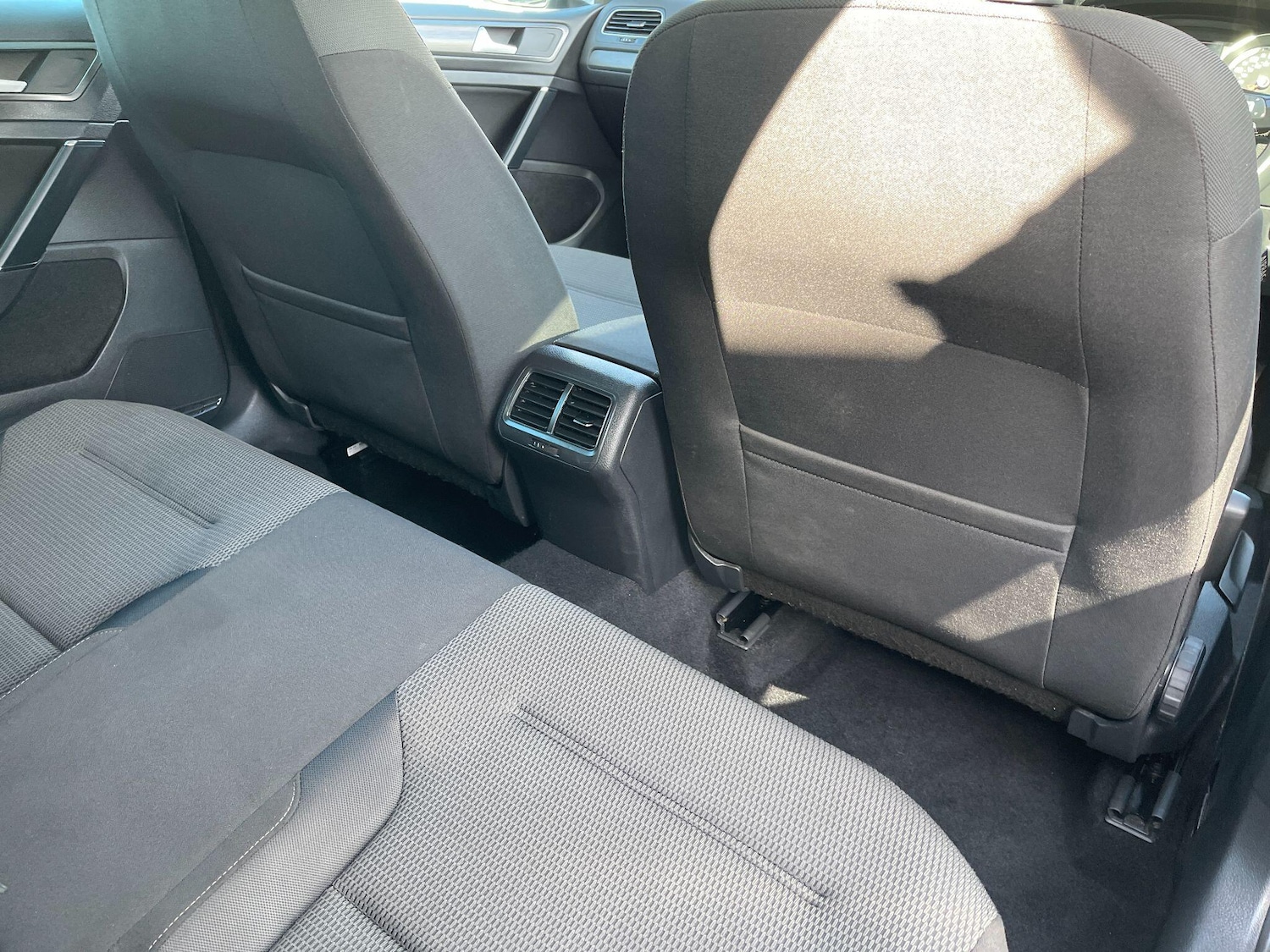 Used Volkswagen Golf 2019 for sale - 77824675: Photo 22