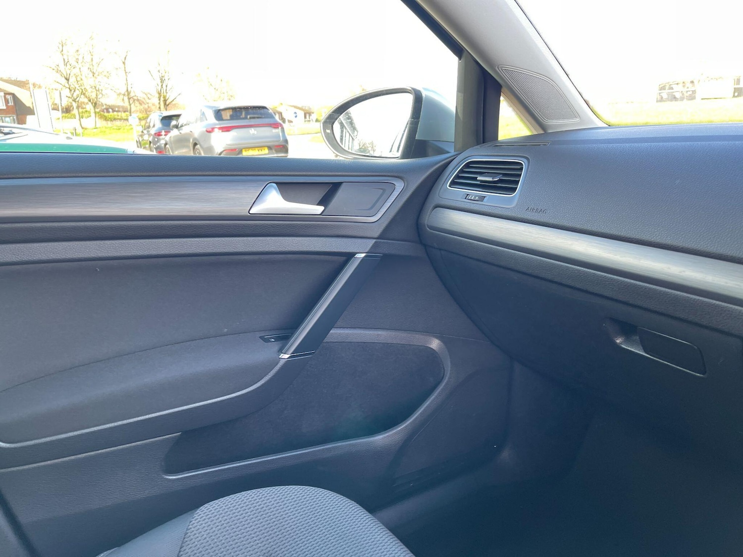 Used Volkswagen Golf 2019 for sale - 77824675: Photo 38