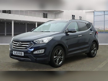 Used Hyundai Santa Fe 2015 for sale - 75614111: Photo