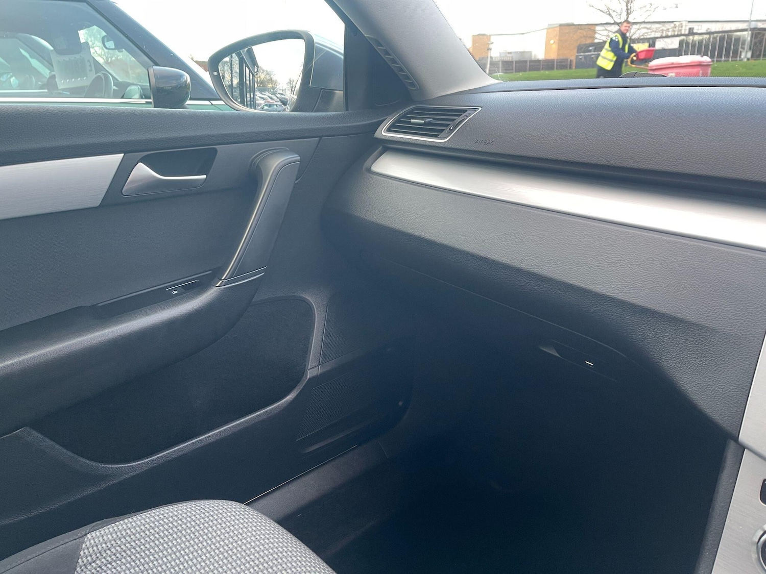 Used Volkswagen Passat for sale - 77657659: Photo 25