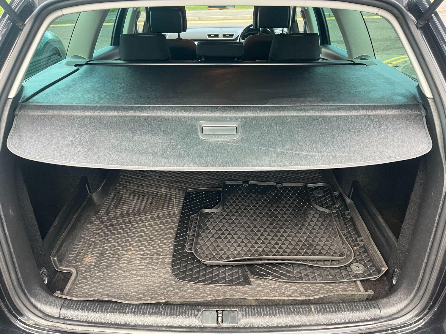 Used Volkswagen Passat for sale - 77657659: Photo 38