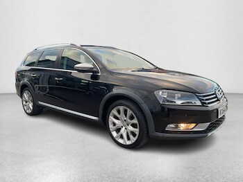 Used Volkswagen Passat 2014 for sale - 77657659: Photo
