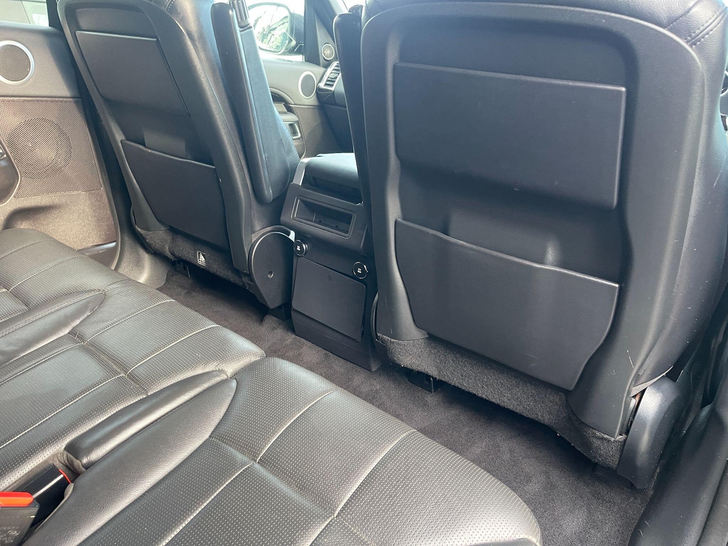 Used Land Rover Discovery 2019 for sale - 76855908: Photo 14