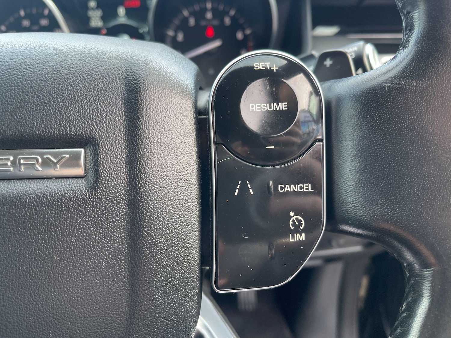 Used Land Rover Discovery 2019 for sale - 76855908: Photo 19