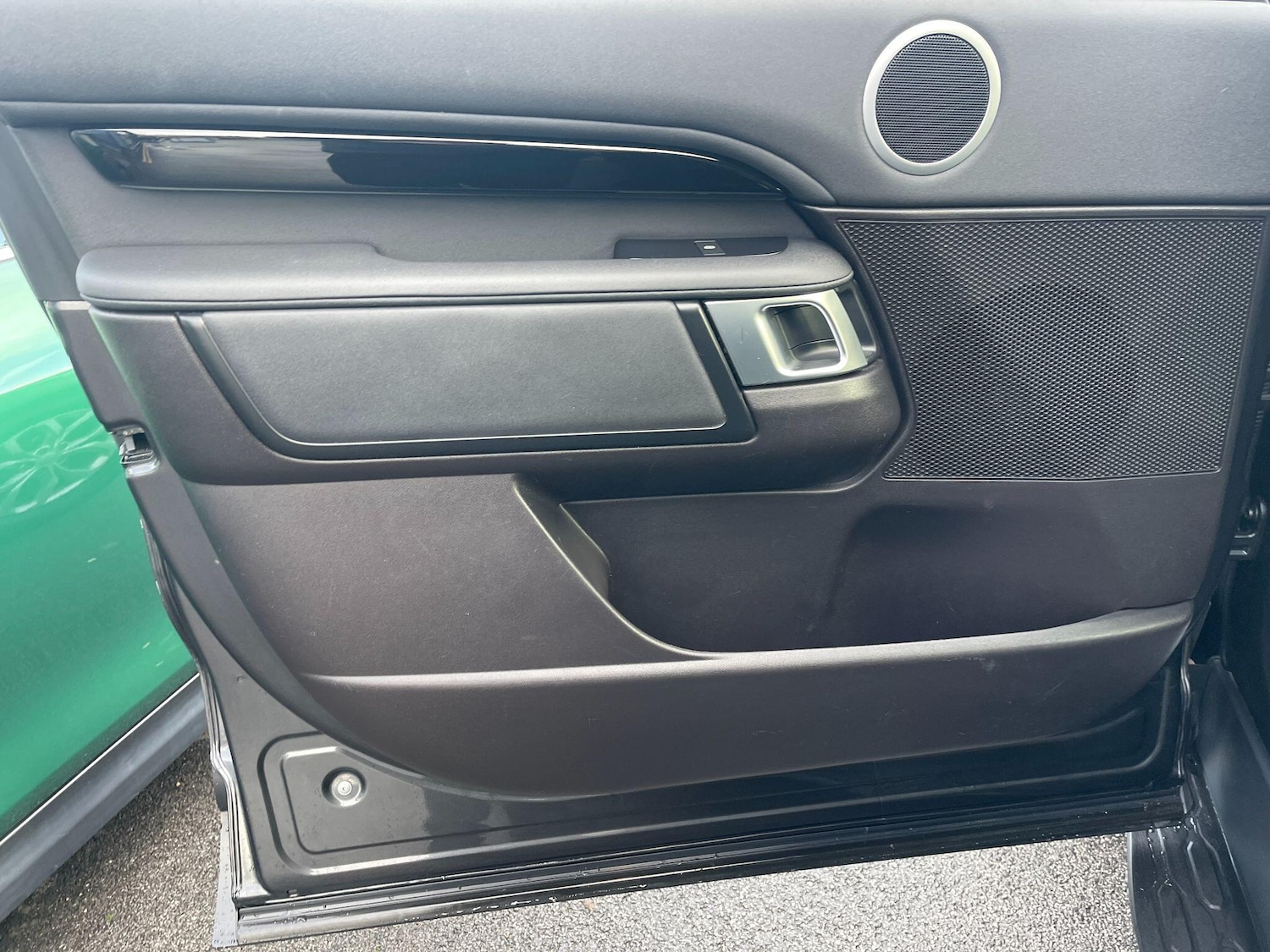 Used Land Rover Discovery 2019 for sale - 76855908: Photo 27