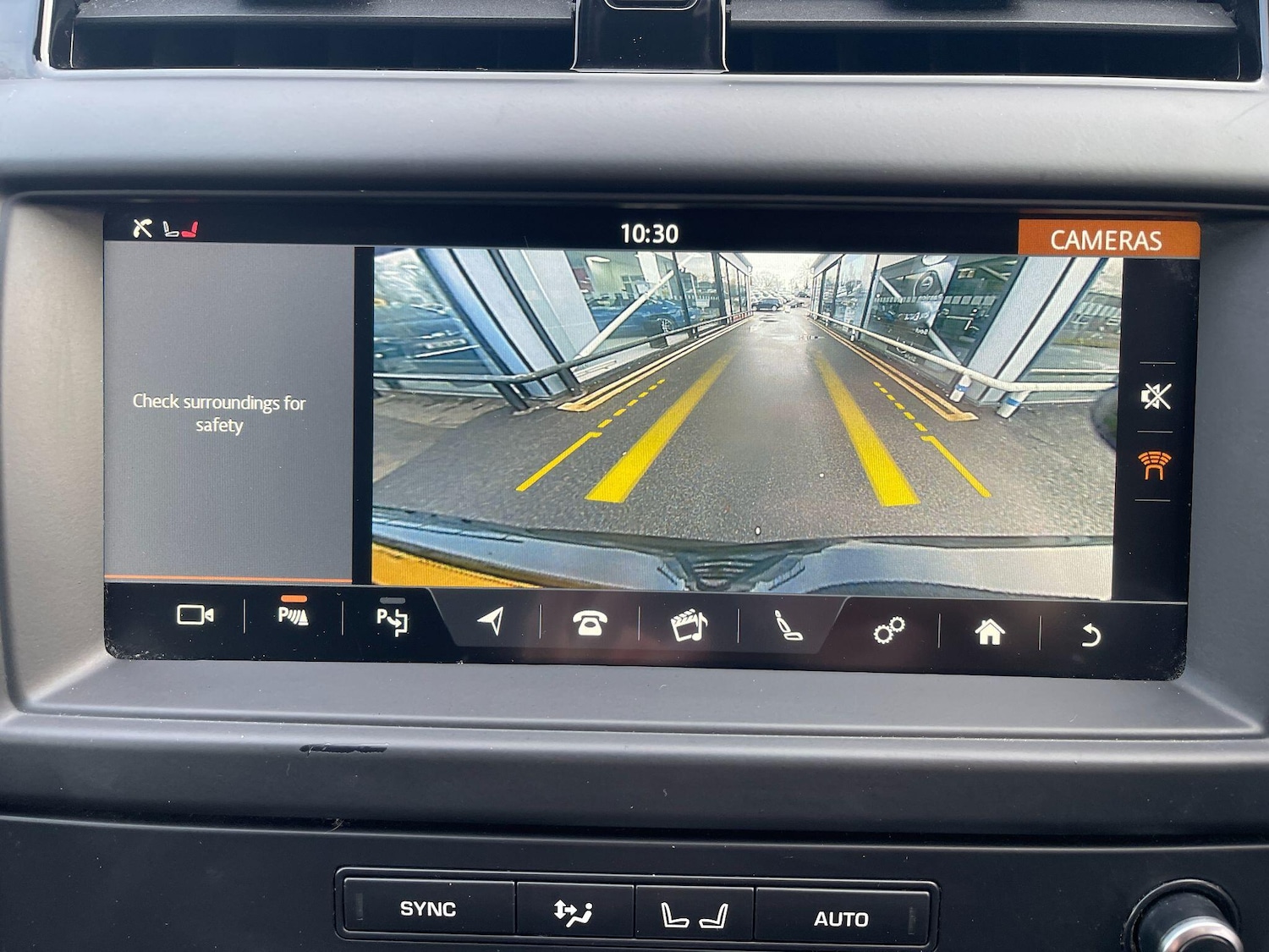 Used Land Rover Discovery 2019 for sale - 76855908: Photo 34