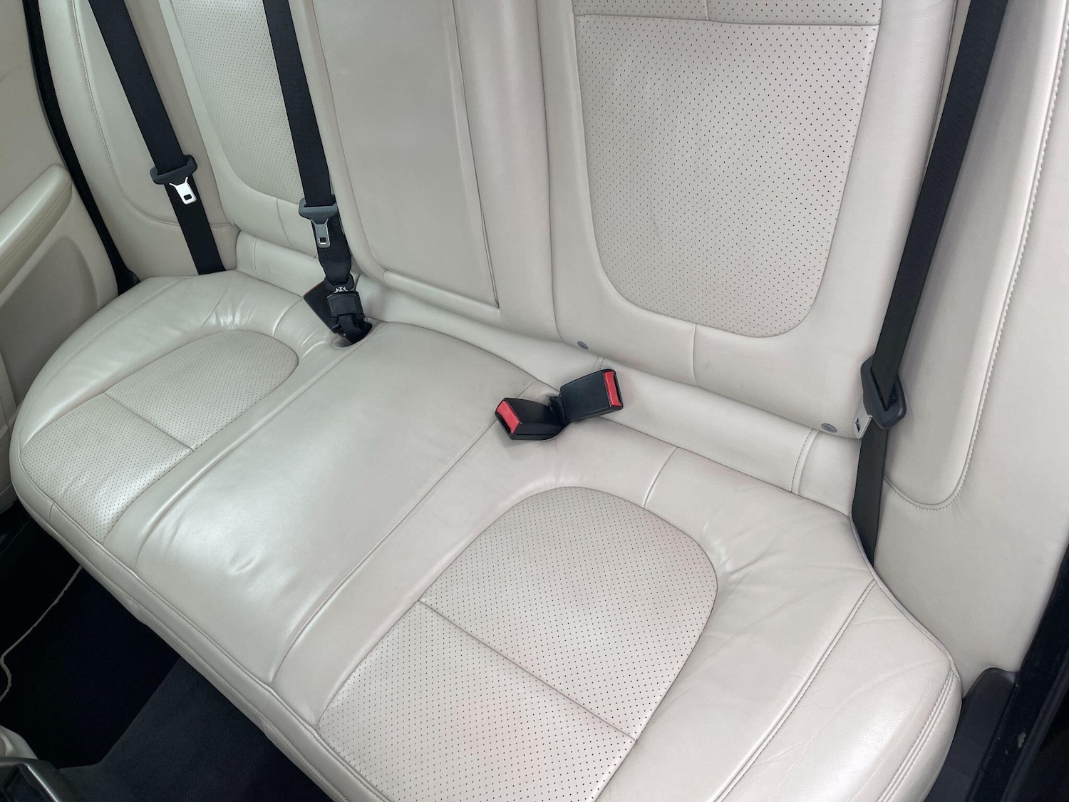 Used Jaguar XF 2011 for sale - 76399203: Photo 33