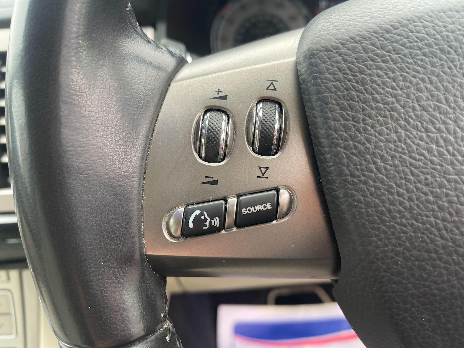 Used Jaguar XF 2011 for sale - 76399203: Photo 44